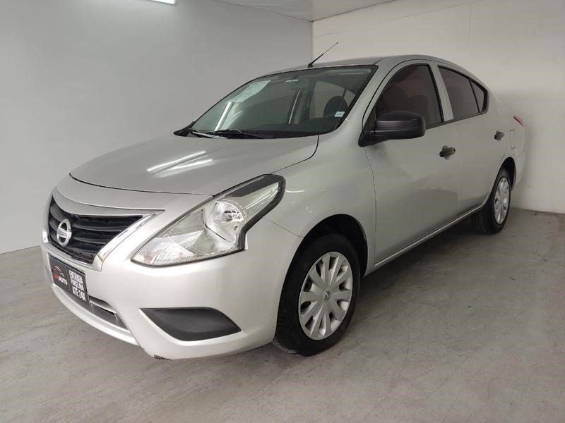 //www.autoline.com.br/carro/nissan/versa-v-drive-10-12v-flex-4p-manual/2021/porto-alegre-rs/24899979