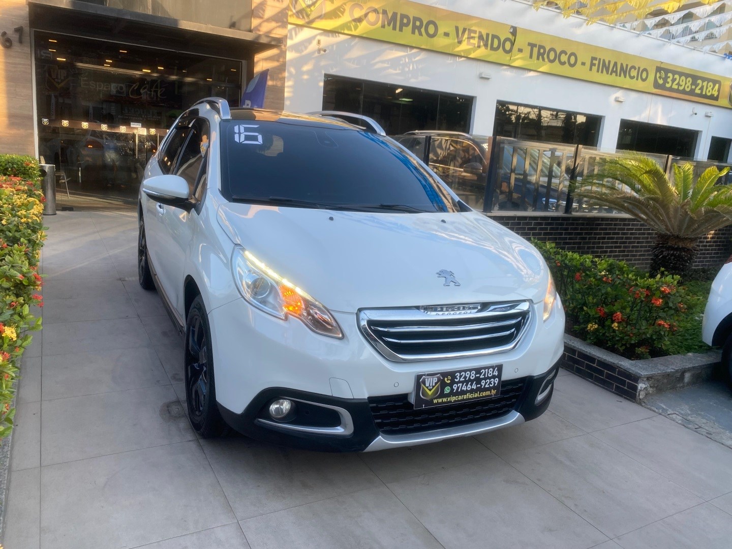 //www.autoline.com.br/carro/peugeot/2008-16-griffe-16v-flex-4p-automatico/2016/rio-de-janeiro-rj/24012343