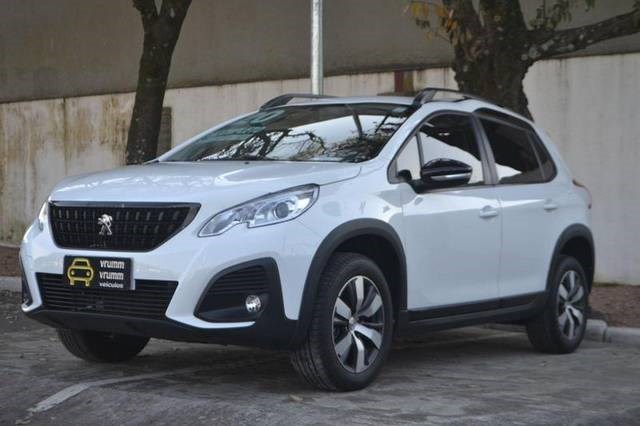 //www.autoline.com.br/carro/peugeot/2008-16-allure-pack-16v-flex-4p-automatico/2020/porto-alegre-rs/24577204