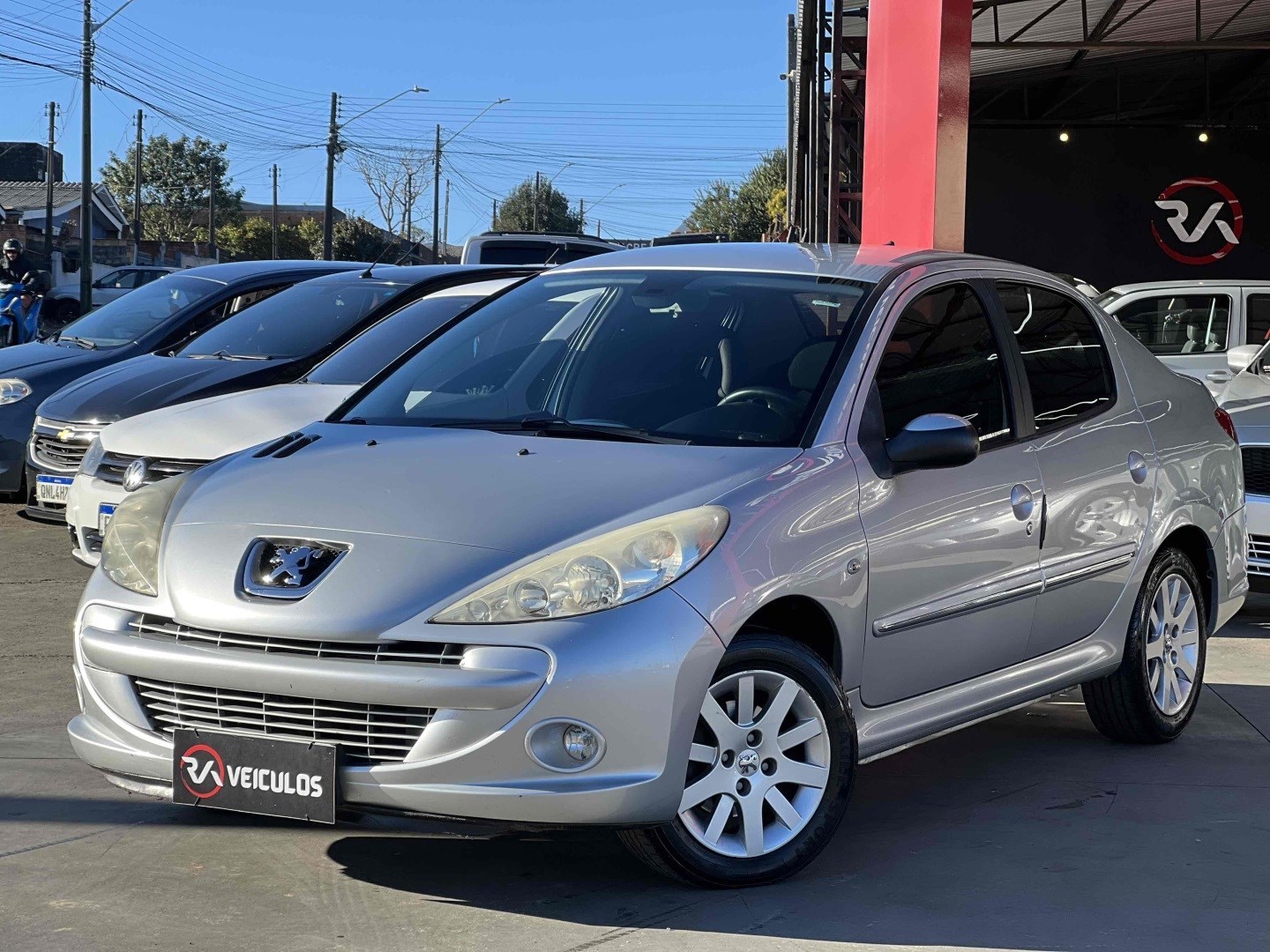 //www.autoline.com.br/carro/peugeot/207-16-xs-16v-flex-4p-automatico/2013/guarapuava-pr/24596725