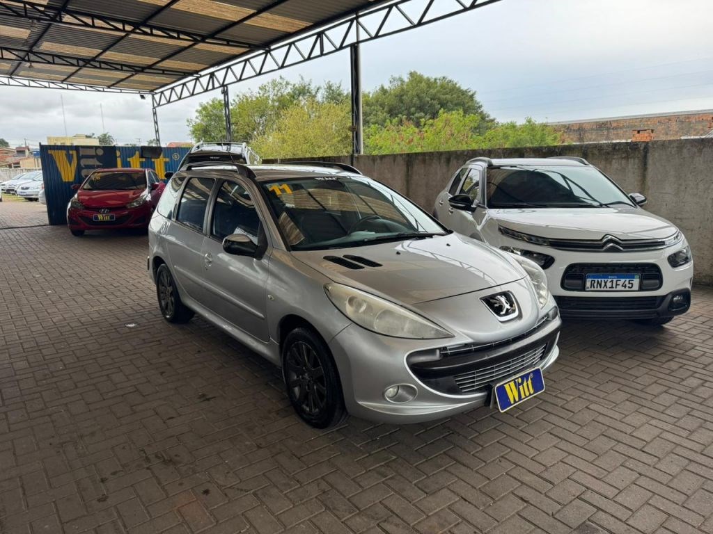 //www.autoline.com.br/carro/peugeot/207-sw-16-sw-xs-16v-flex-4p-automatico/2011/gravatai-rs/24728238