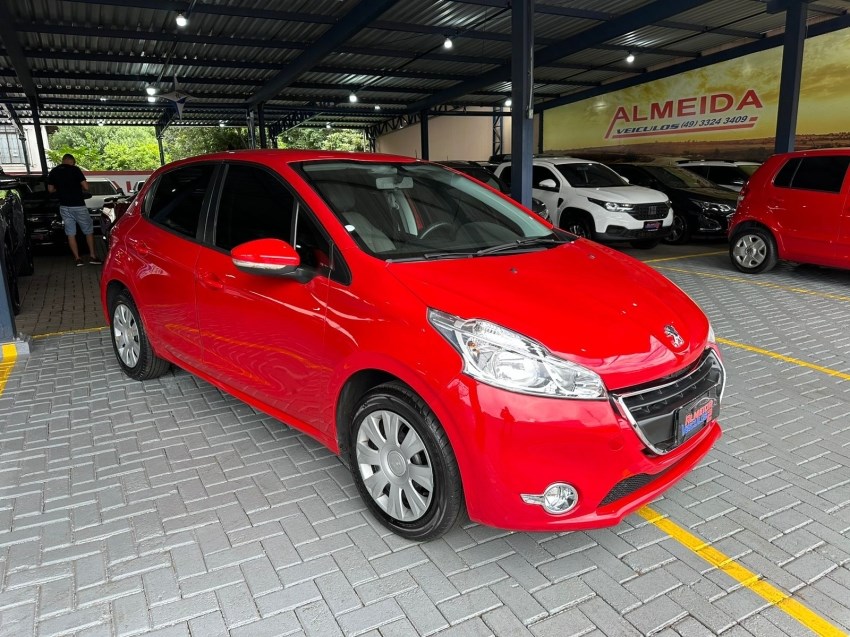 //www.autoline.com.br/carro/peugeot/208-15-active-pack-8v-flex-4p-manual/2015/chapeco-sc/23717919