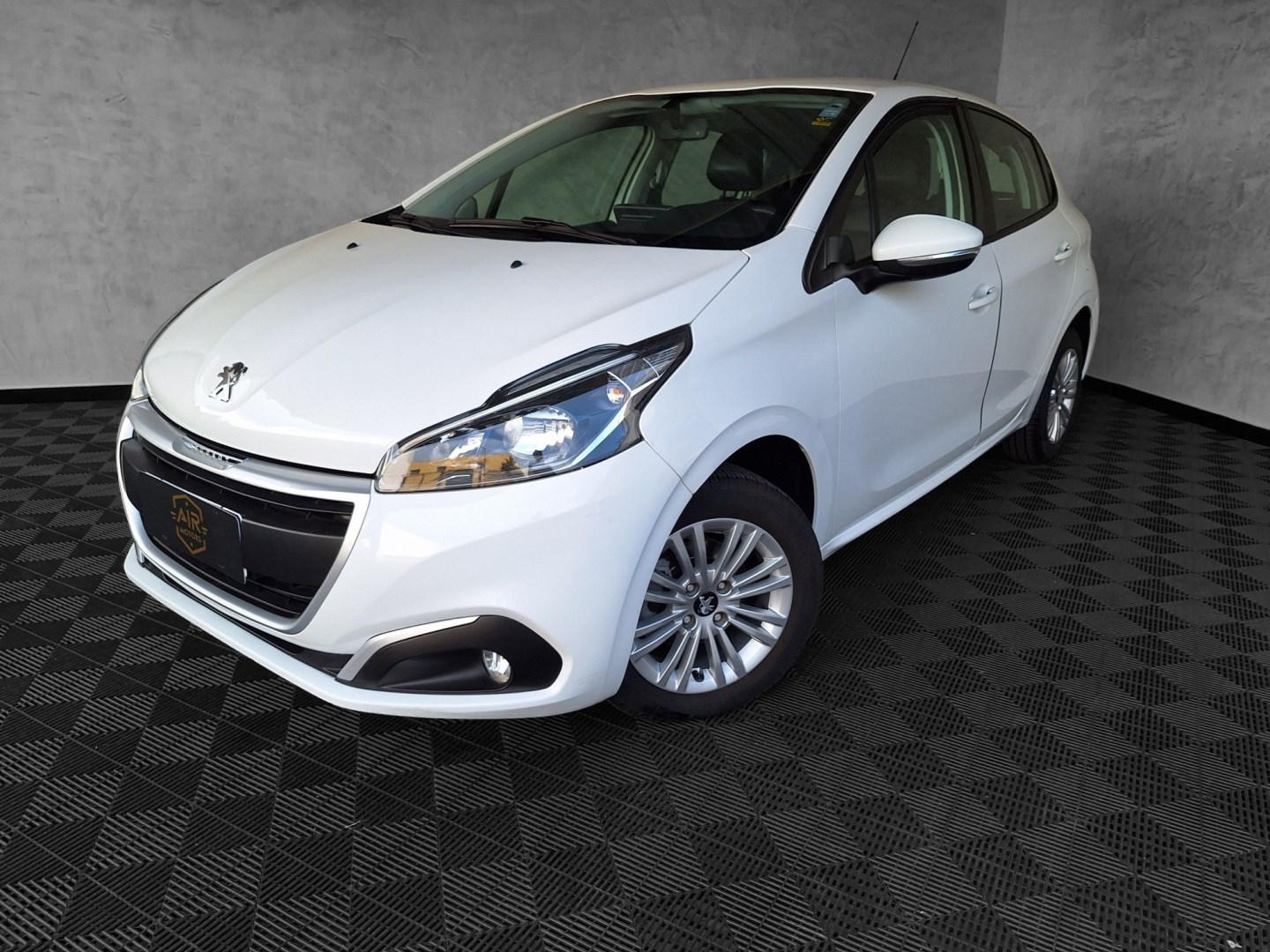 //www.autoline.com.br/carro/peugeot/208-16-active-pack-16v-flex-4p-automatico/2019/sao-carlos-sp/24642153