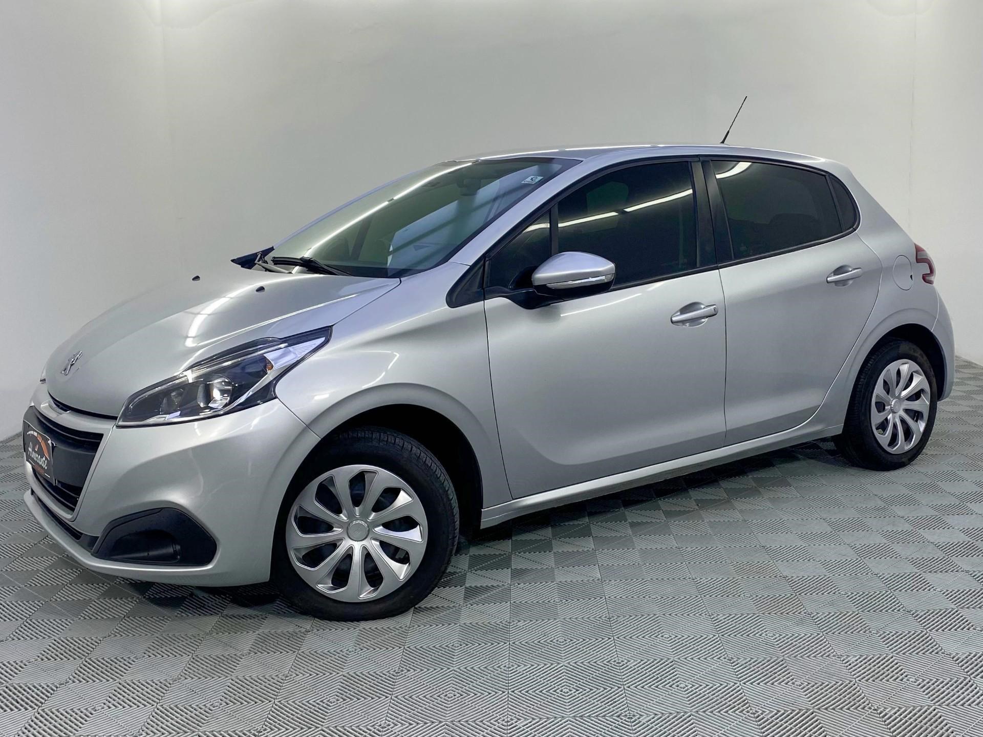 //www.autoline.com.br/carro/peugeot/208-12-active-12v-flex-4p-manual/2019/blumenau-sc/24932435