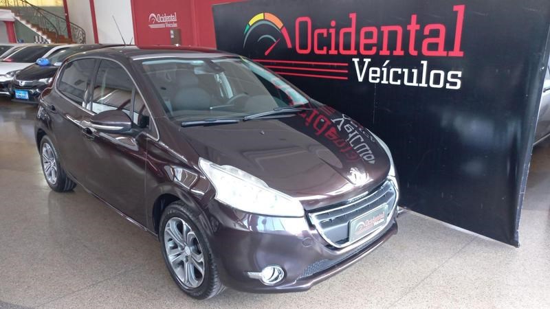 //www.autoline.com.br/carro/peugeot/208-16-griffe-16v-flex-4p-manual/2014/brasilia-df/24939069