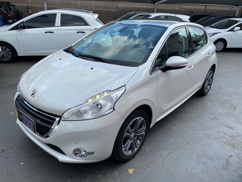 //www.autoline.com.br/carro/peugeot/208-16-griffe-16v-flex-4p-manual/2015/campinas-sp/25018024