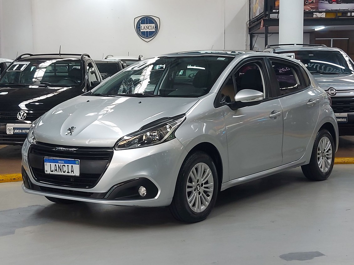 //www.autoline.com.br/carro/peugeot/208-12-allure-12v-flex-4p-manual/2020/santo-andre-sp/25024439