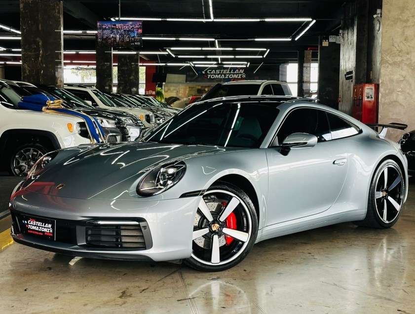 //www.autoline.com.br/carro/porsche/911-30-coupe-carrera-s-24v-gasolina-2p-turbo-pdk/2020/caxias-do-sul-rs/23832786