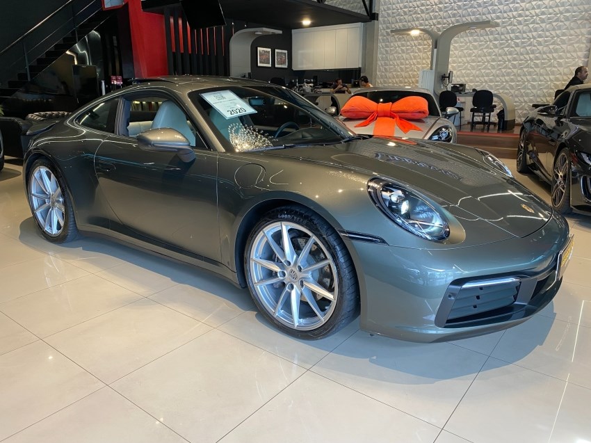 //www.autoline.com.br/carro/porsche/911-30-coupe-carrera-24v-gasolina-2p-turbo-pdk/2020/curitiba-pr/24648328