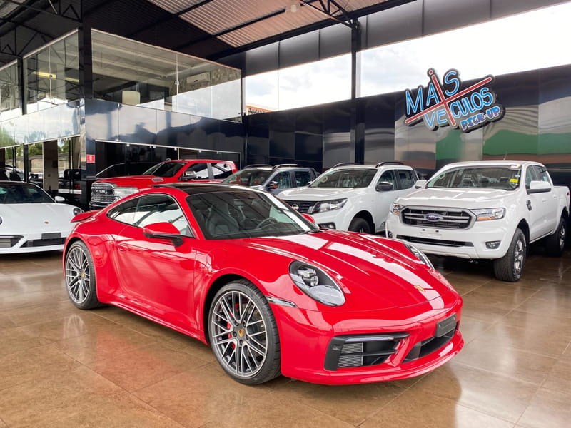 //www.autoline.com.br/carro/porsche/911-30-coupe-carrera-4s-24v-gasolina-2p-4x4-turbo/2021/jatai-go/24820487