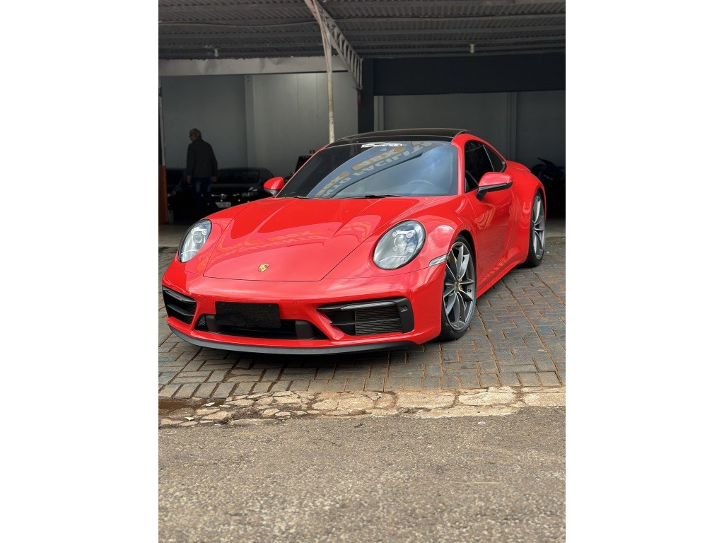 //www.autoline.com.br/carro/porsche/911-30-carrera-4s-cabriolet-24v-gasolina-2p-4x4-t/2021/cascavel-pr/24866448