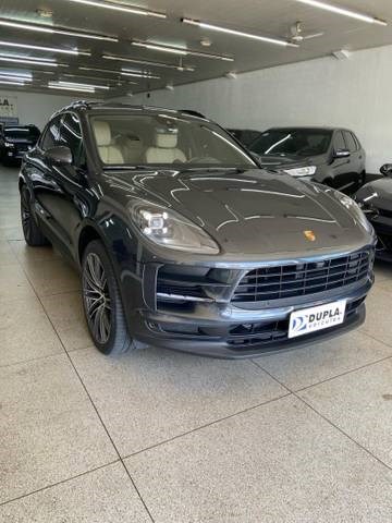 //www.autoline.com.br/carro/porsche/macan-20-16v-gasolina-4p-4x4-turbo-pdk/2021/aracatuba-sp/23157985