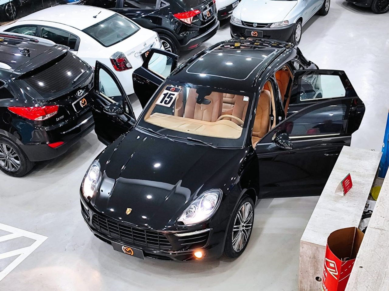 //www.autoline.com.br/carro/porsche/macan-20-16v-gasolina-4p-4x4-turbo-pdk/2015/sao-paulo-sp/23737204