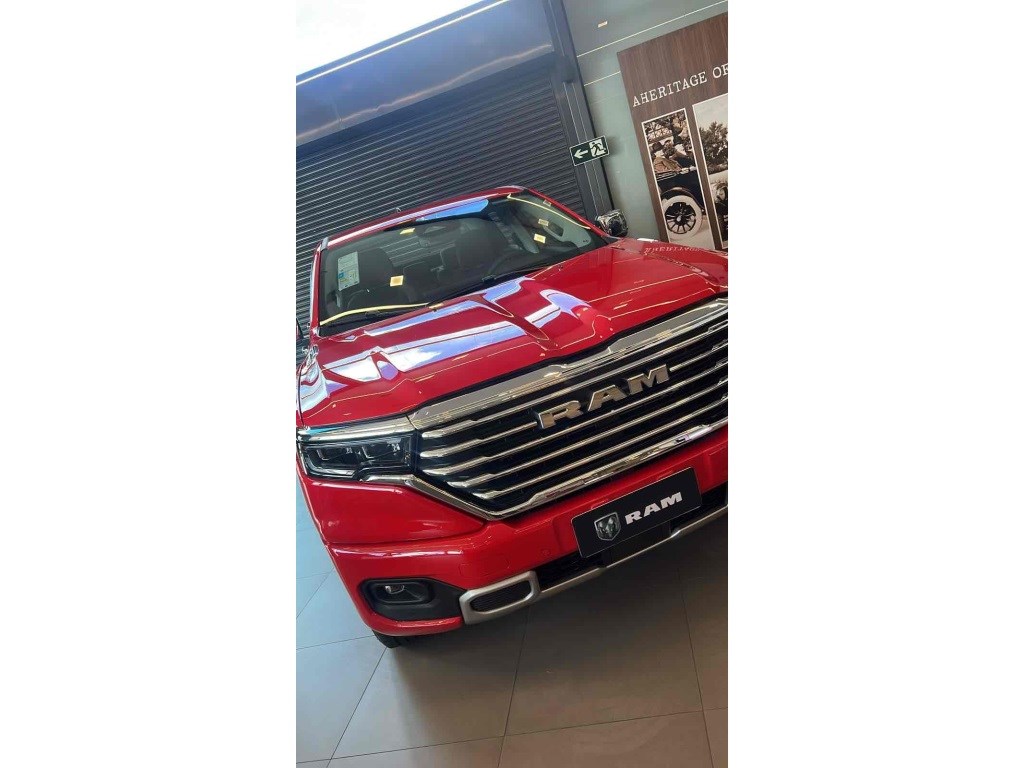 //www.autoline.com.br/carro/ram/rampage-20-laramie-16v-diesel-4p-4x4-turbo-automatico/2024/sao-paulo-sp/24056485