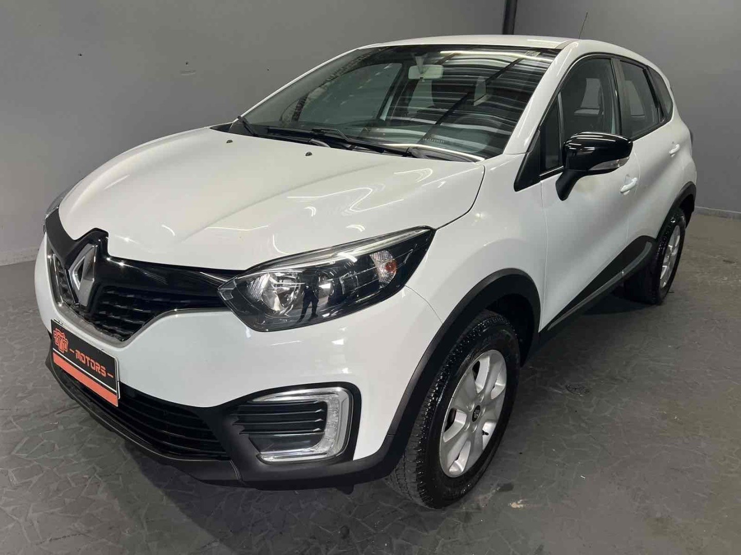 //www.autoline.com.br/carro/renault/captur-16-life-16v-flex-4p-cvt/2019/sao-paulo-sp/24972645