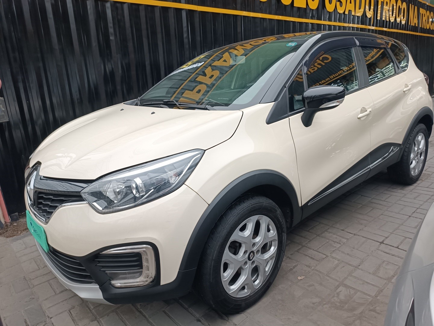 //www.autoline.com.br/carro/renault/captur-16-zen-16v-flex-4p-cvt/2019/rio-de-janeiro-rj/24985428