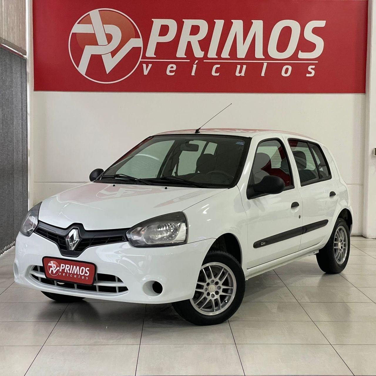 //www.autoline.com.br/carro/renault/clio-10-hatch-expression-16v-flex-4p-manual/2016/paulo-lopes-sc/23427050