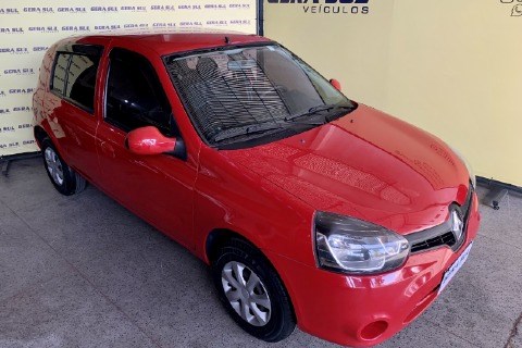 //www.autoline.com.br/carro/renault/clio-10-hatch-expression-16v-flex-4p-manual/2016/porto-alegre-rs/23510692