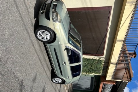 //www.autoline.com.br/carro/renault/clio-10-hatch-authentique-16v-gasolina-4p-manual/2004/sao-paulo-sp/24074958