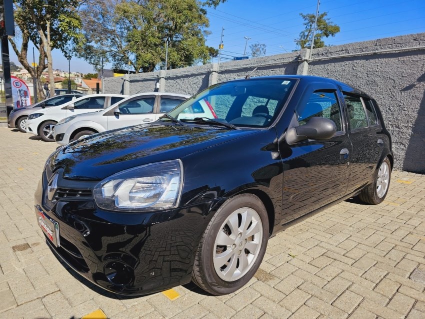 //www.autoline.com.br/carro/renault/clio-10-hatch-expression-16v-flex-4p-manual/2014/curitiba-pr/24127194