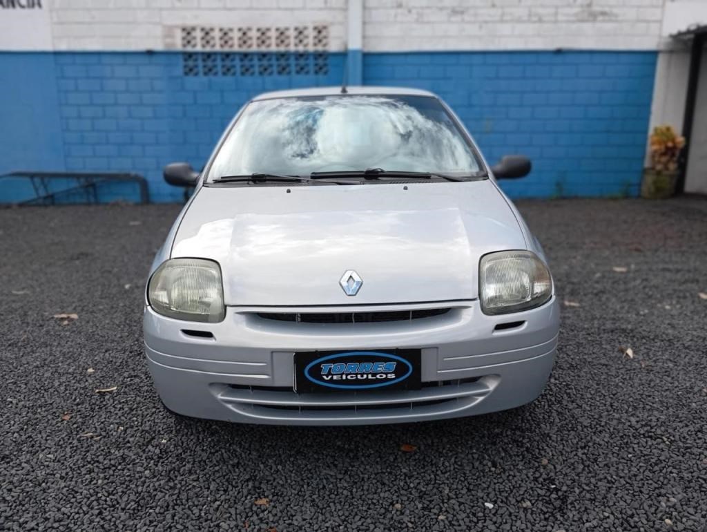 //www.autoline.com.br/carro/renault/clio-10-hatch-rn-16v-gasolina-4p-manual/2001/ribeirao-preto-sp/24239162