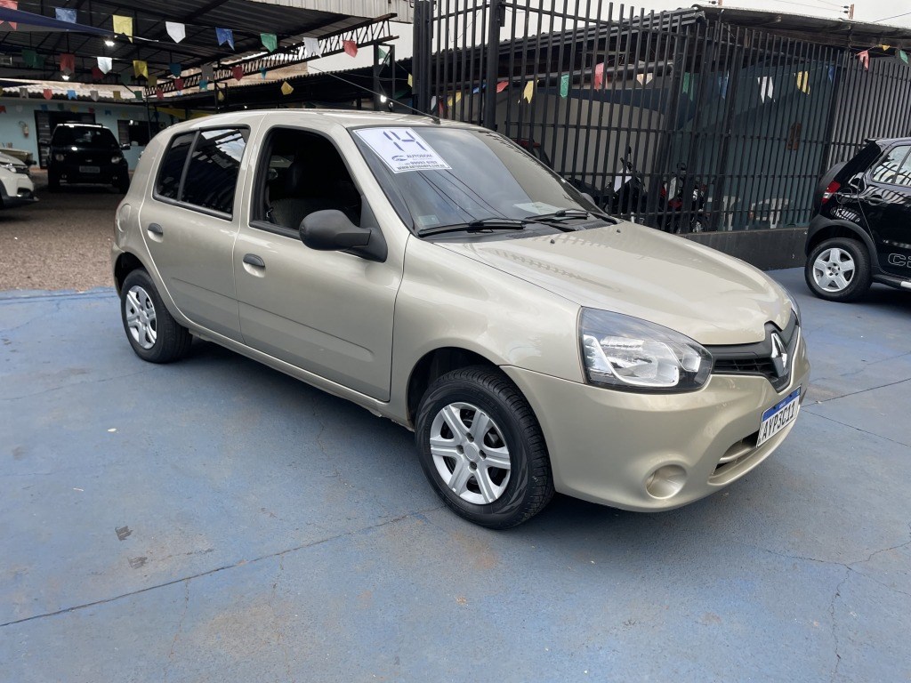 //www.autoline.com.br/carro/renault/clio-10-hatch-expression-16v-flex-4p-manual/2014/cascavel-pr/24566601