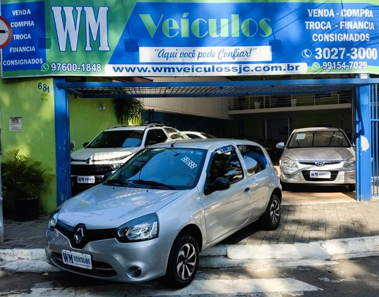 //www.autoline.com.br/carro/renault/clio-10-hatch-authentique-16v-flex-2p-manual/2013/sao-jose-dos-campos-sp/24734479