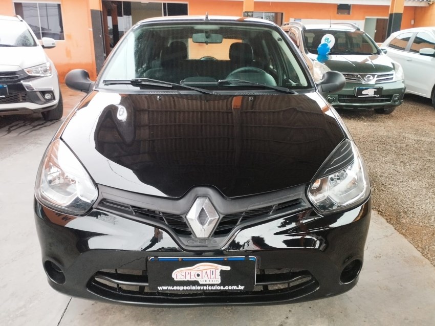 //www.autoline.com.br/carro/renault/clio-10-hatch-expression-16v-flex-4p-manual/2015/colombo-pr/24782914