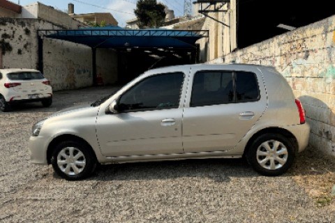 //www.autoline.com.br/carro/renault/clio-10-hatch-expression-16v-flex-4p-manual/2016/sao-paulo-sp/24867671