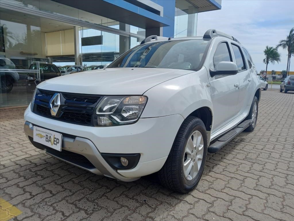 //www.autoline.com.br/carro/renault/duster-20-dynamique-16v-flex-4p-automatico/2016/barretos-sp/22077854