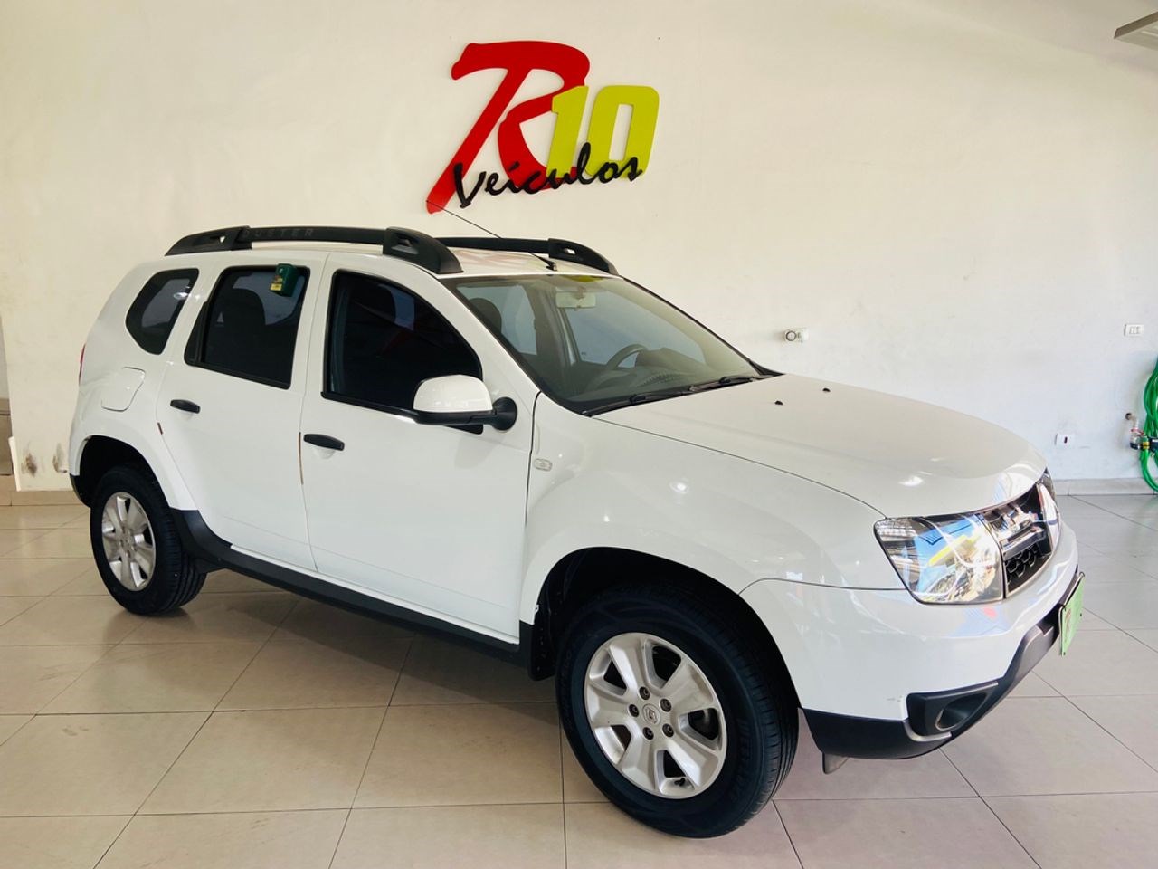 //www.autoline.com.br/carro/renault/duster-16-expression-16v-flex-4p-manual/2017/barueri-sp/24363469