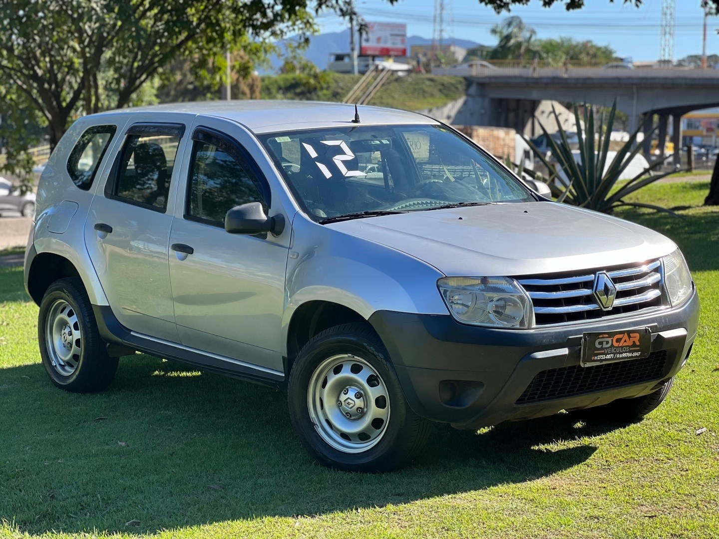 //www.autoline.com.br/carro/renault/duster-16-16v-flex-4p-manual/2012/sao-joao-de-meriti-rj/24372745