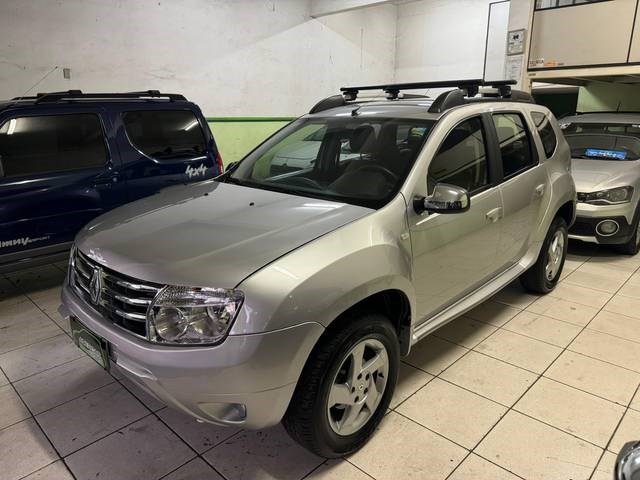 //www.autoline.com.br/carro/renault/duster-16-dynamique-16v-flex-4p-manual/2014/nova-friburgo-rj/24427483