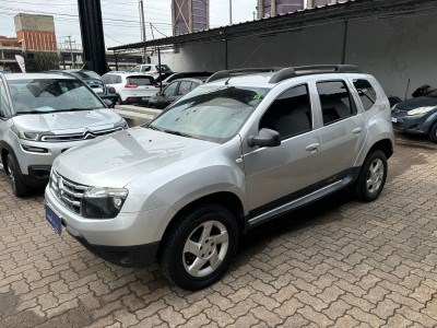 //www.autoline.com.br/carro/renault/duster-16-expression-16v-flex-4p-manual/2015/canoas-rs/24564632