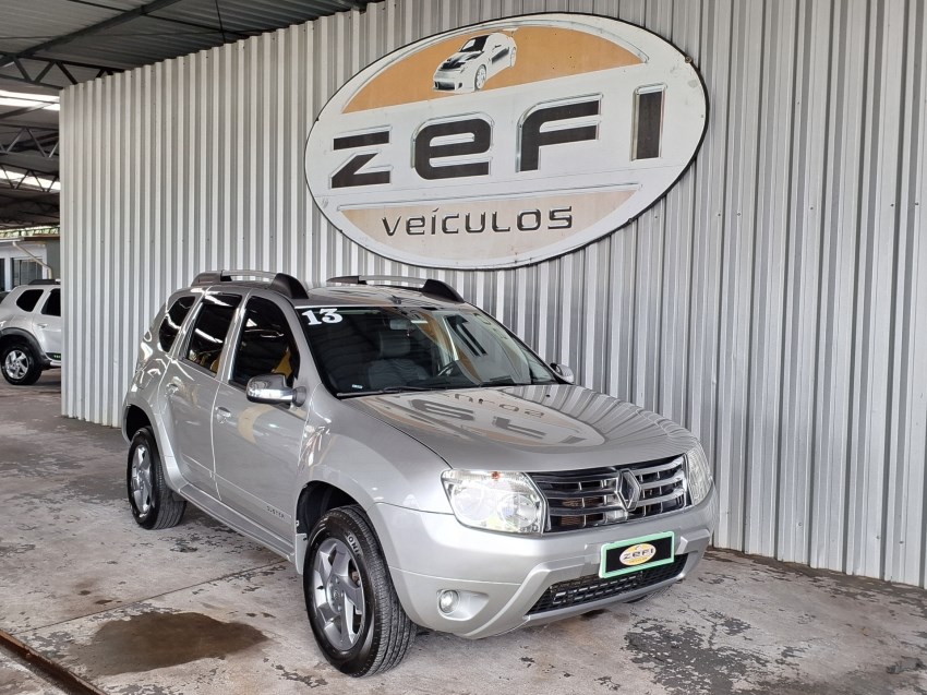 //www.autoline.com.br/carro/renault/duster-16-dynamique-16v-flex-4p-manual/2013/caxias-do-sul-rs/24638768