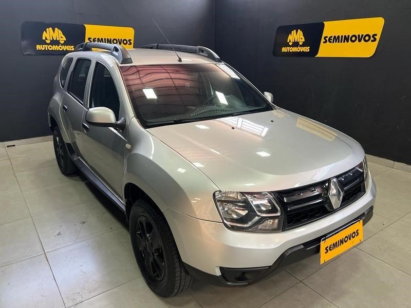 //www.autoline.com.br/carro/renault/duster-16-expression-16v-flex-4p-manual/2017/brasilia-df/24680641