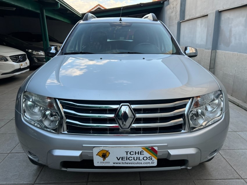 //www.autoline.com.br/carro/renault/duster-16-dynamique-16v-flex-4p-manual/2013/porto-alegre-rs/24894057
