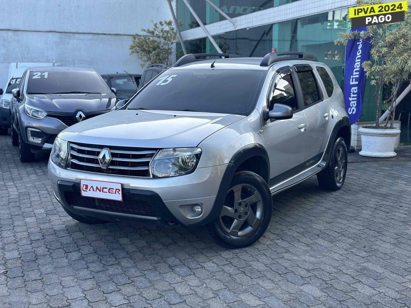 //www.autoline.com.br/carro/renault/duster-20-tech-road-16v-flex-4p-automatico/2015/rio-de-janeiro-rj/24919758