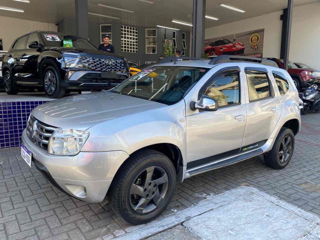 //www.autoline.com.br/carro/renault/duster-20-dynamique-16v-flex-4p-manual/2014/sao-paulo-sp/25026410
