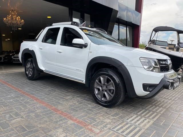 //www.autoline.com.br/carro/renault/duster-oroch-20-dynamique-16v-flex-4p-automatico/2017/itapeva-sp/22895889