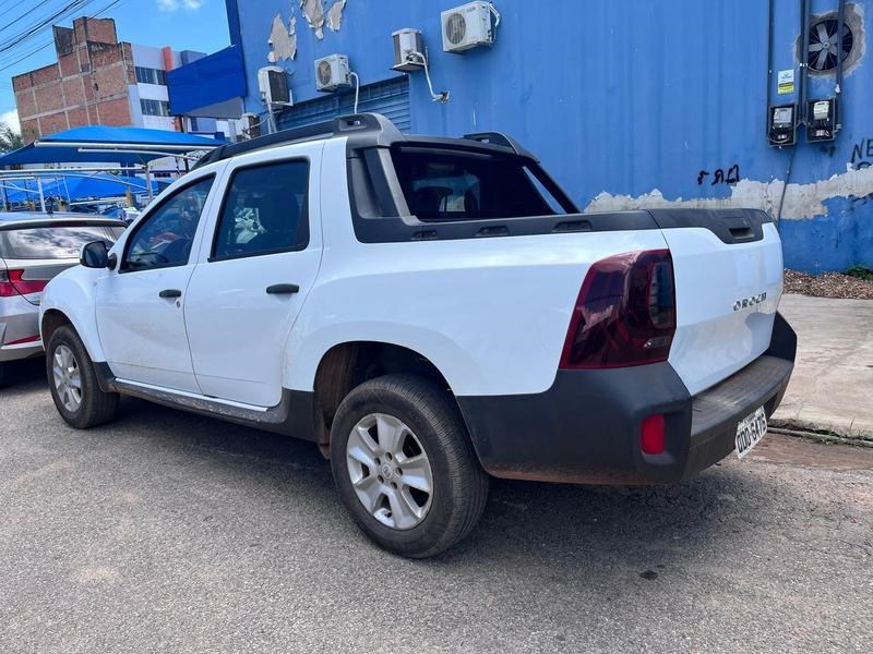 //www.autoline.com.br/carro/renault/duster-oroch-16-expression-16v-flex-4p-manual/2016/maraba-pa/23557251