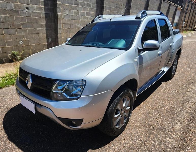 //www.autoline.com.br/carro/renault/duster-oroch-20-dynamique-16v-flex-4p-automatico/2019/cuiaba-mt/24243341