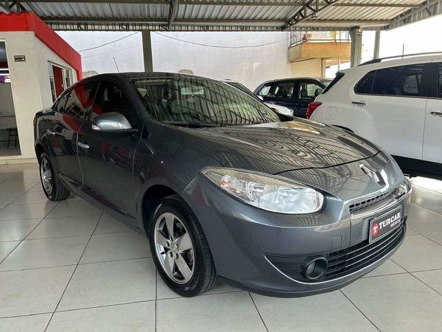 //www.autoline.com.br/carro/renault/fluence-20-dynamique-16v-flex-4p-automatico/2014/francisco-beltrao-pr/24860720