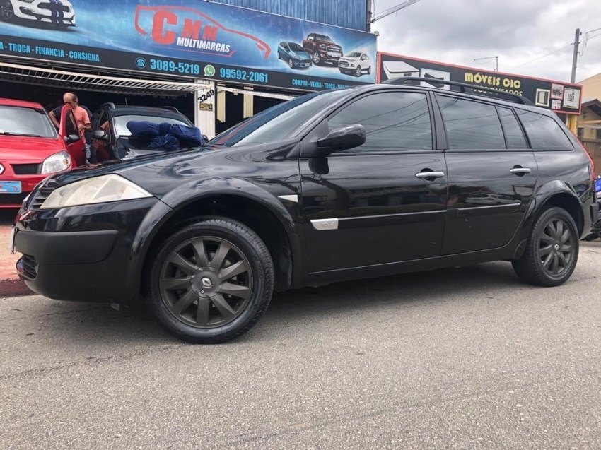 //www.autoline.com.br/carro/renault/grand-tour-16-dynamique-16v-flex-4p-manual/2011/curitiba-pr/24832303