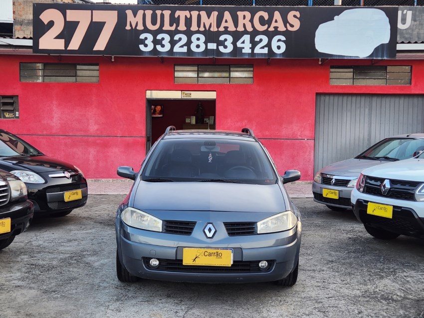 //www.autoline.com.br/carro/renault/grand-tour-16-dynamique-16v-flex-4p-manual/2012/curitiba-pr/24861437