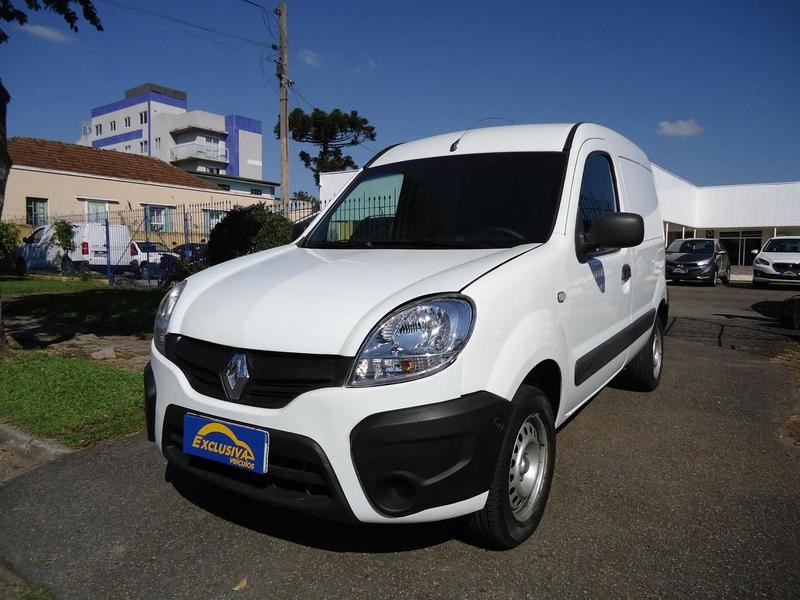 //www.autoline.com.br/carro/renault/kangoo-16-16v-flex-2p-manual/2015/curitiba-pr/24912056