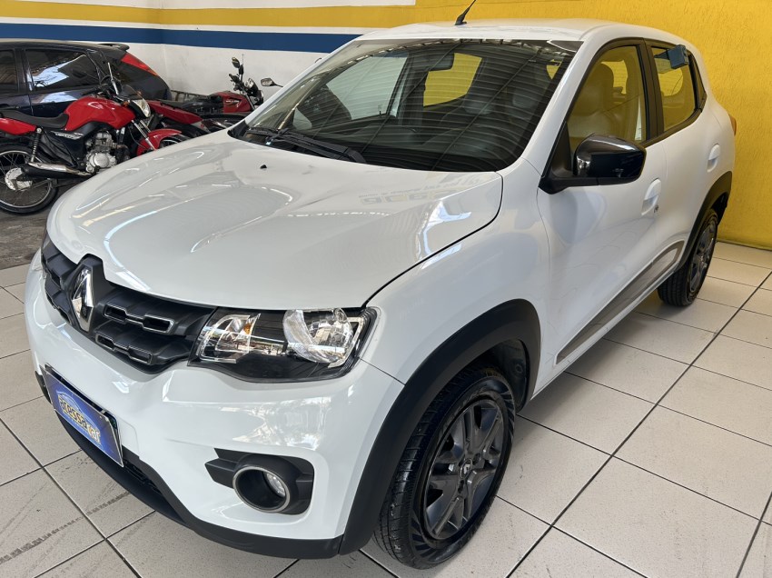 //www.autoline.com.br/carro/renault/kwid-10-intense-12v-flex-4p-manual/2020/belo-horizonte-mg/24688609