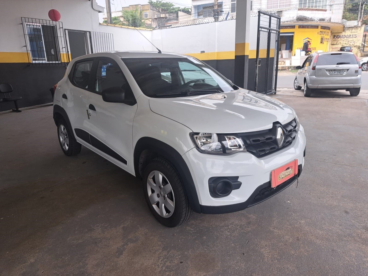 //www.autoline.com.br/carro/renault/kwid-10-zen-12v-flex-4p-manual/2019/rio-de-janeiro-rj/24752493
