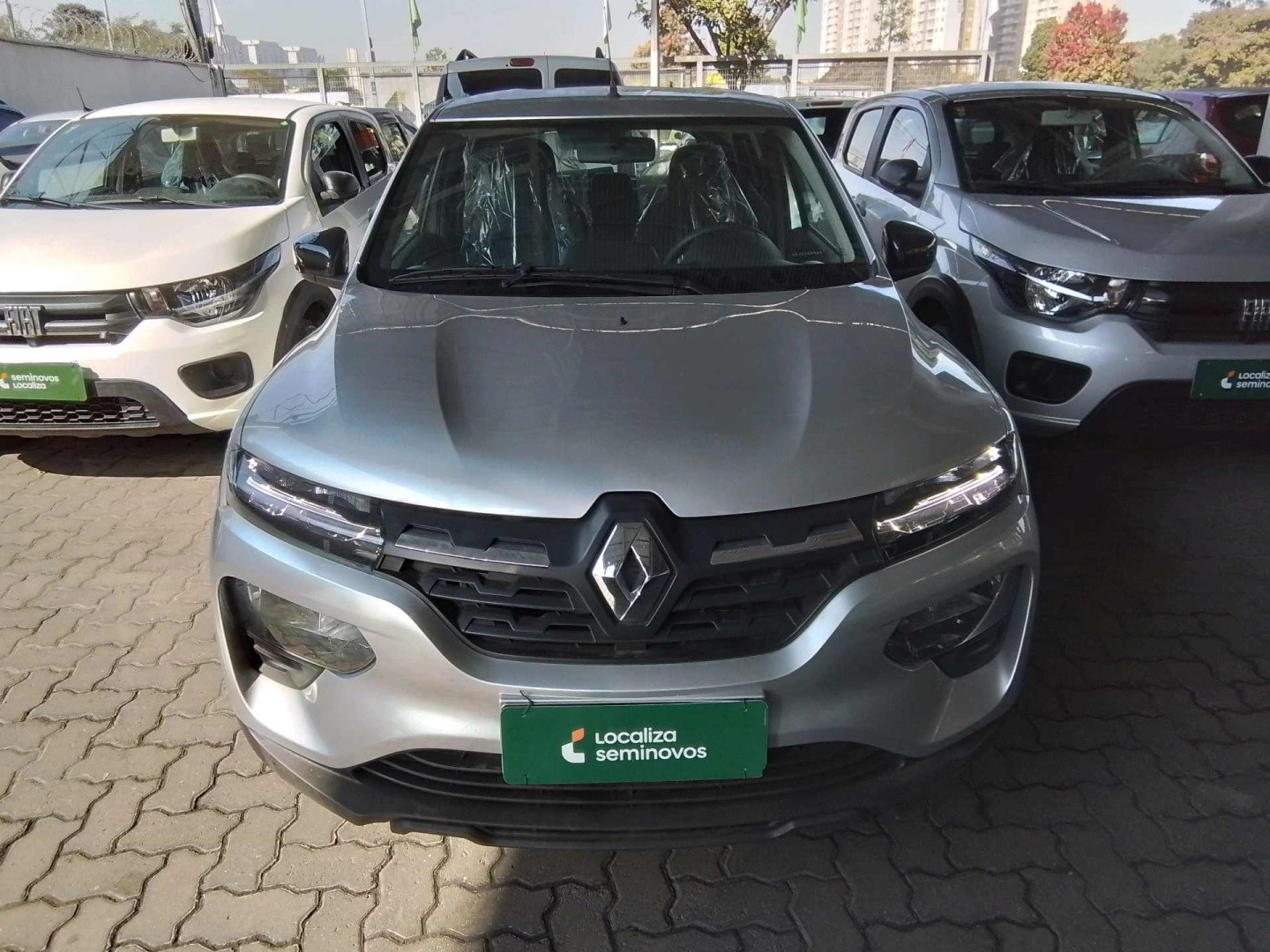//www.autoline.com.br/carro/renault/kwid-10-intense-12v-flex-4p-manual/2024/sao-paulo-sp/24795782