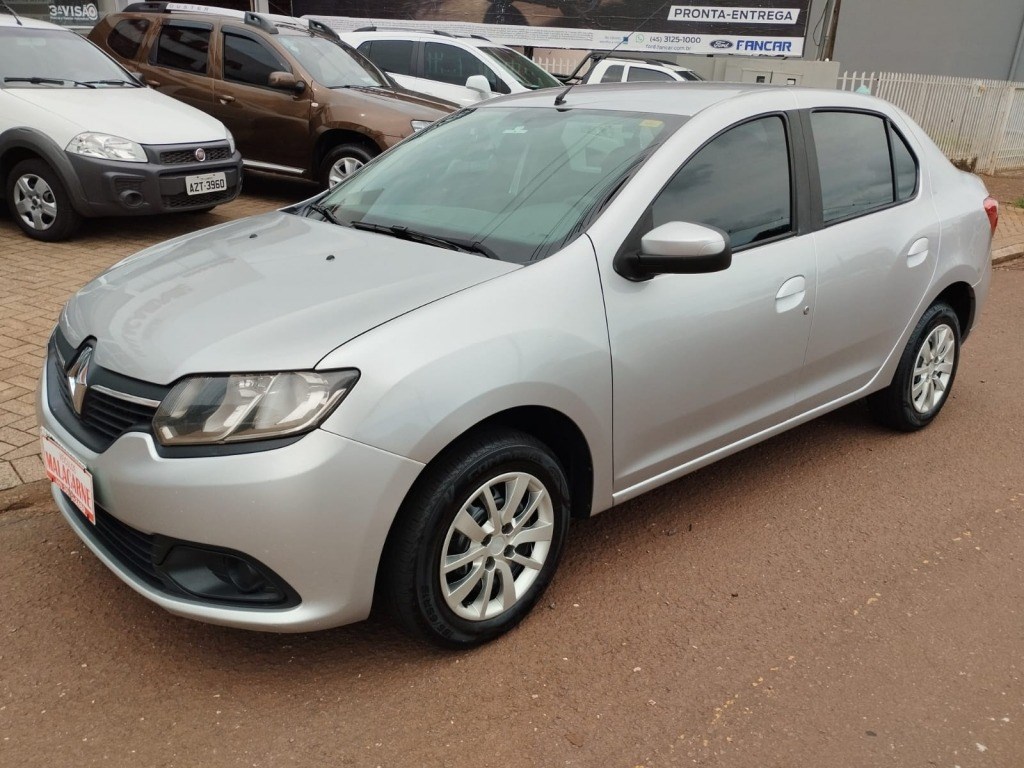 //www.autoline.com.br/carro/renault/logan-16-expression-8v-flex-4p-easy-r/2015/toledo-pr/24405672